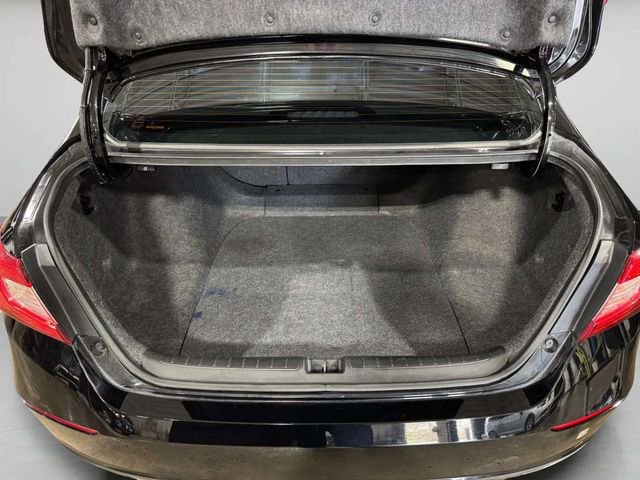 Used 2018 Honda Accord Sport image 25
