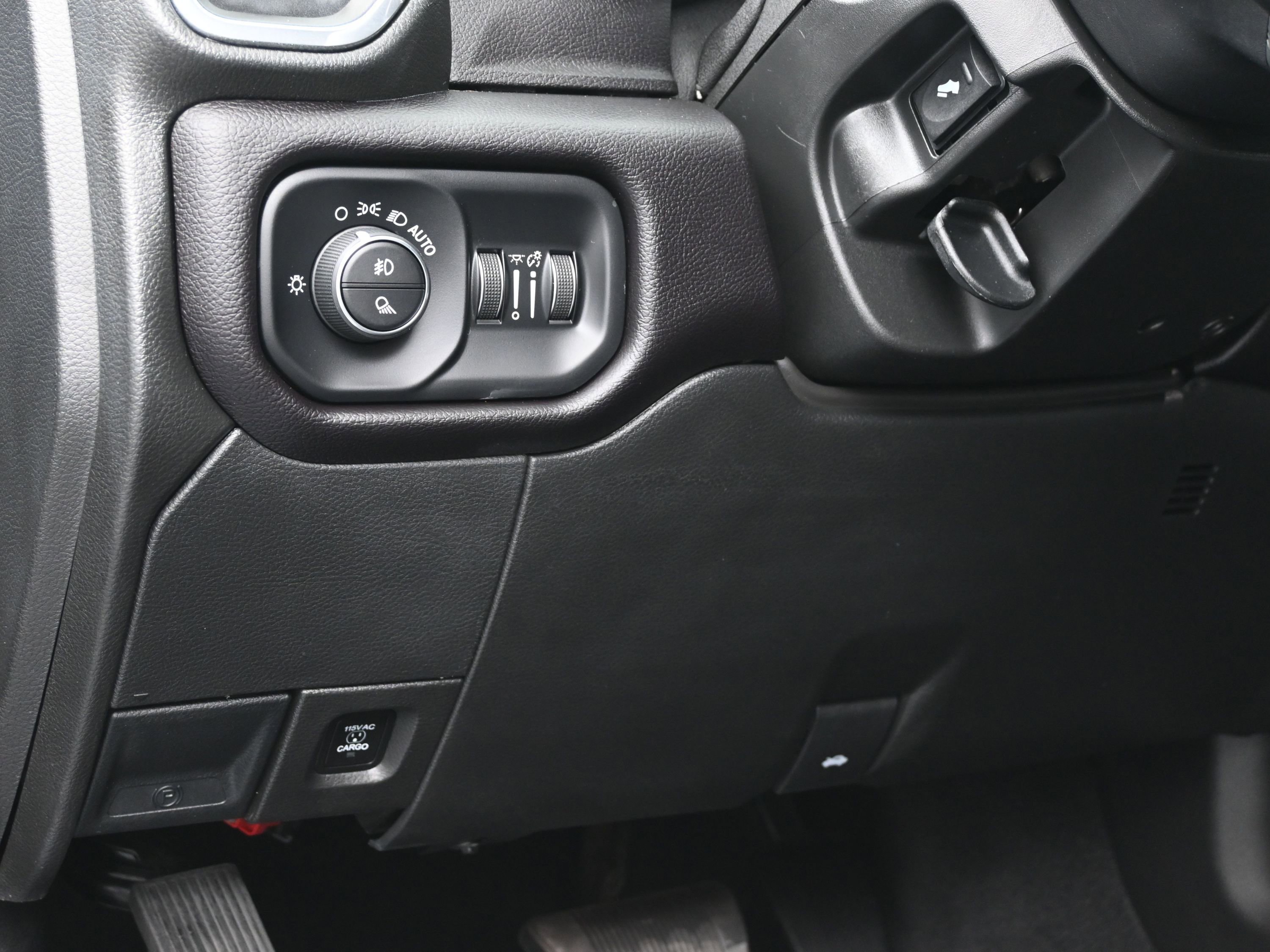 Used 2023 RAM 2500 Laramie w/ Night Edition image 23