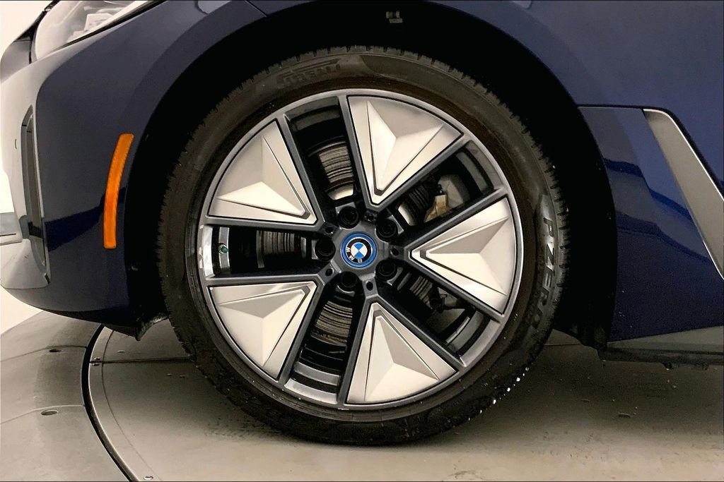 Certified 2023 BMW i4 eDrive35 RWD image 8