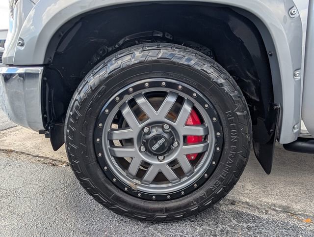 Used 2018 Toyota Tundra SR5 w/ SR5 Upgrade Package image 24