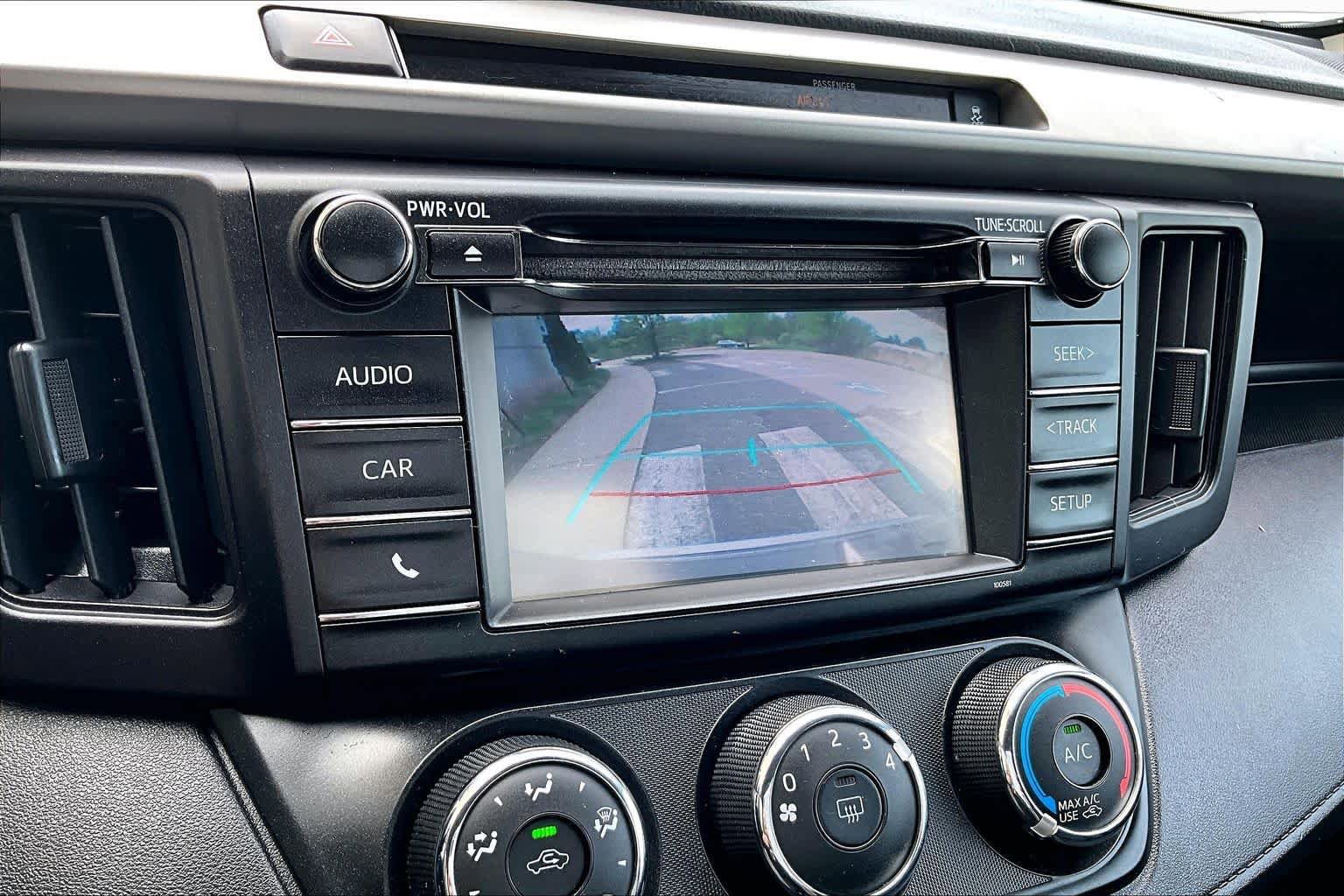 Used 2016 Toyota RAV4 LE FWD image 29