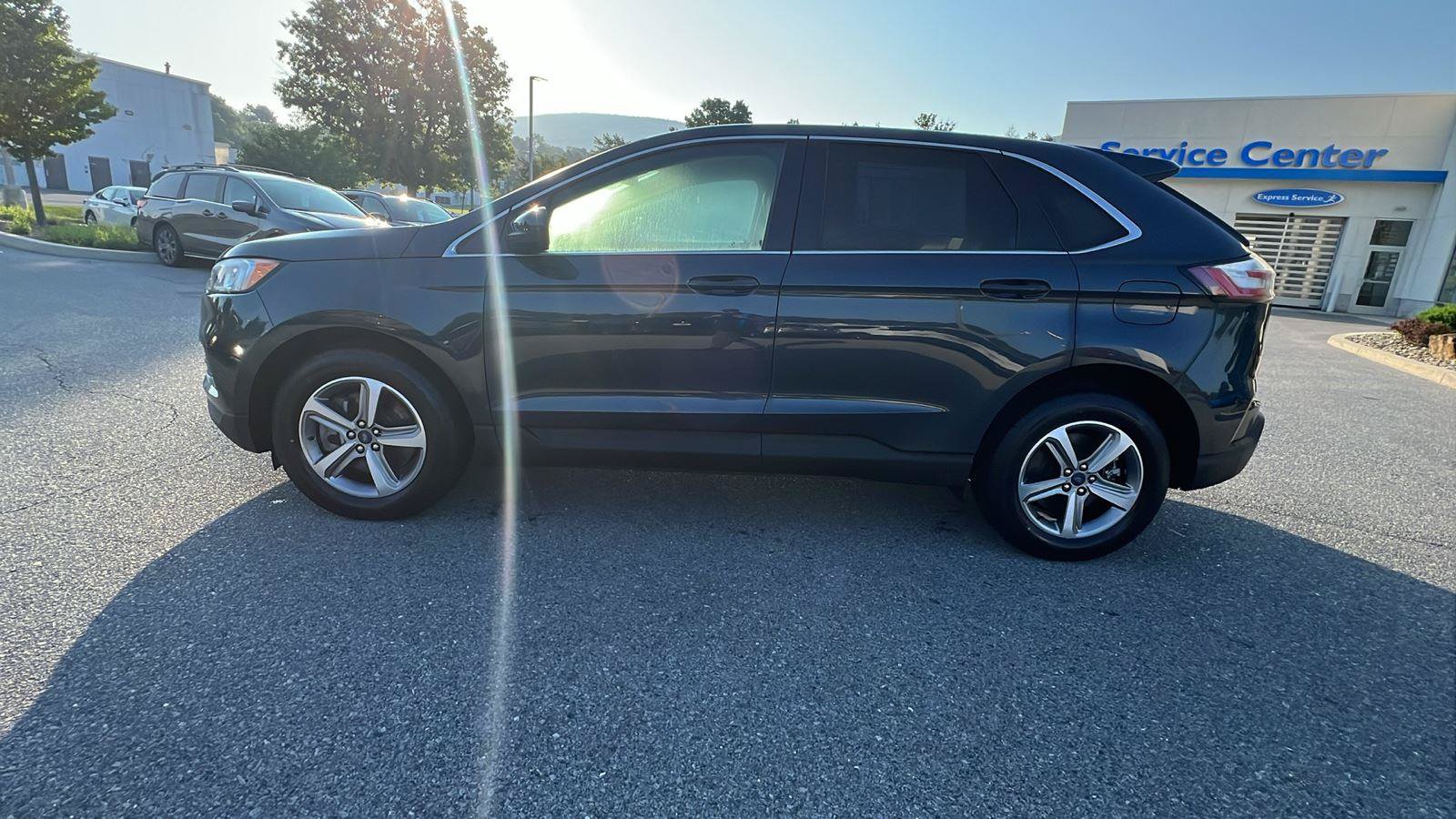Used 2022 Ford Edge SEL w/ Convenience Package AWD/4WD image 7