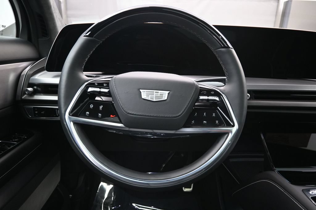 Used 2026 Cadillac Vistiq Platinum w/ LPO, Floor Liner Package AWD/4WD image 11