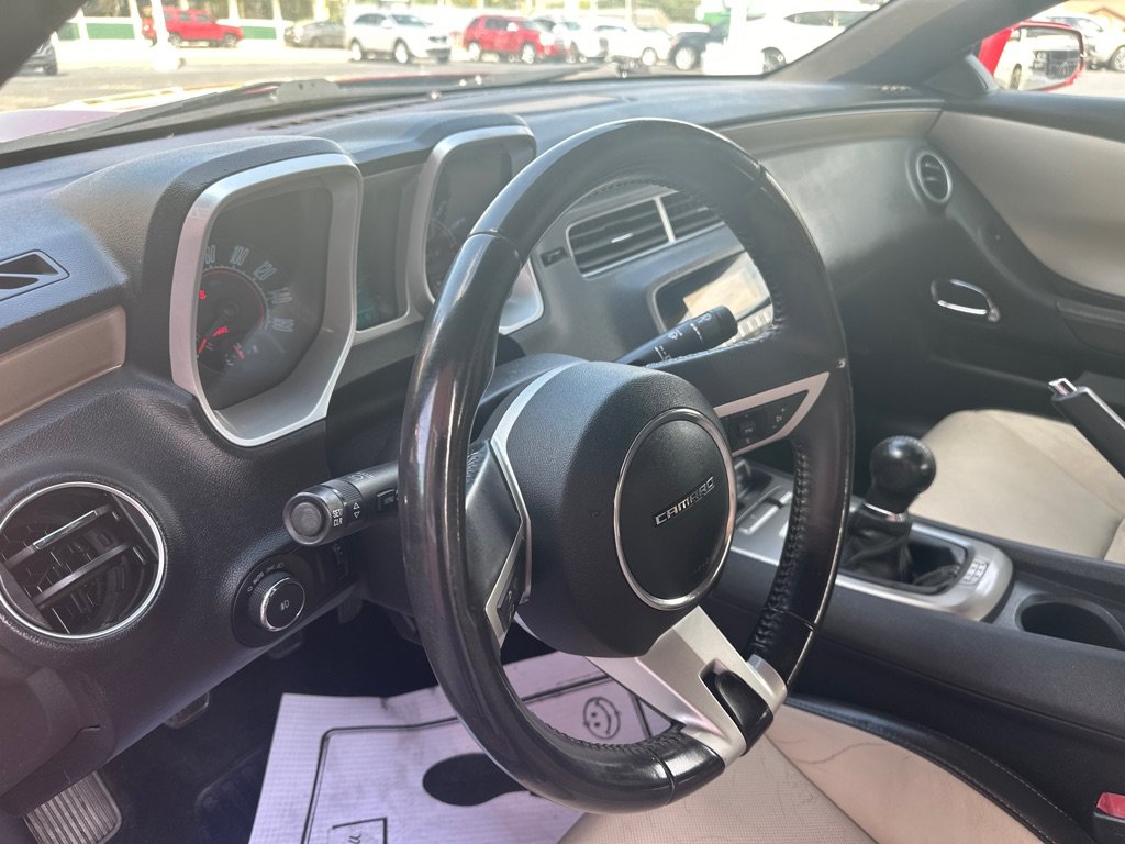 Used 2010 Chevrolet Camaro LT RWD image 20