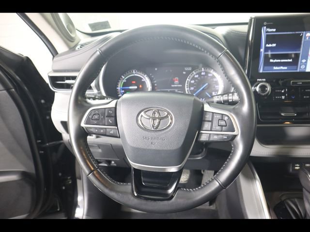 Used 2022 Toyota Highlander Platinum AWD/4WD image 21