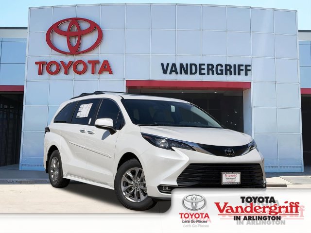 New 2026 Toyota Sienna XLE FWD image 1