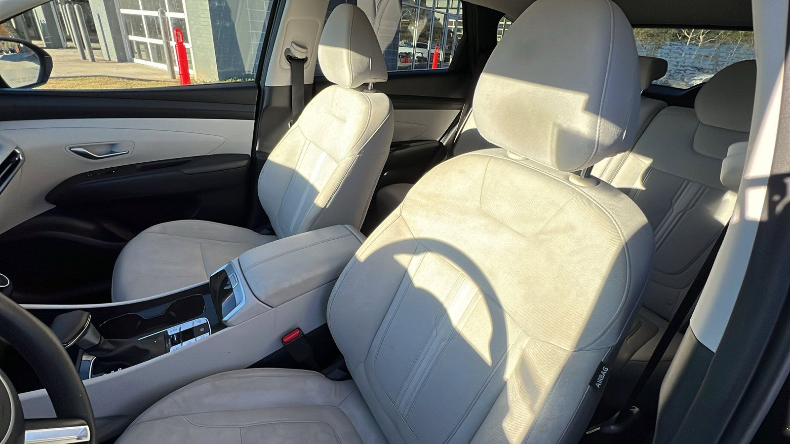 Used 2025 Hyundai Tucson SEL image 18