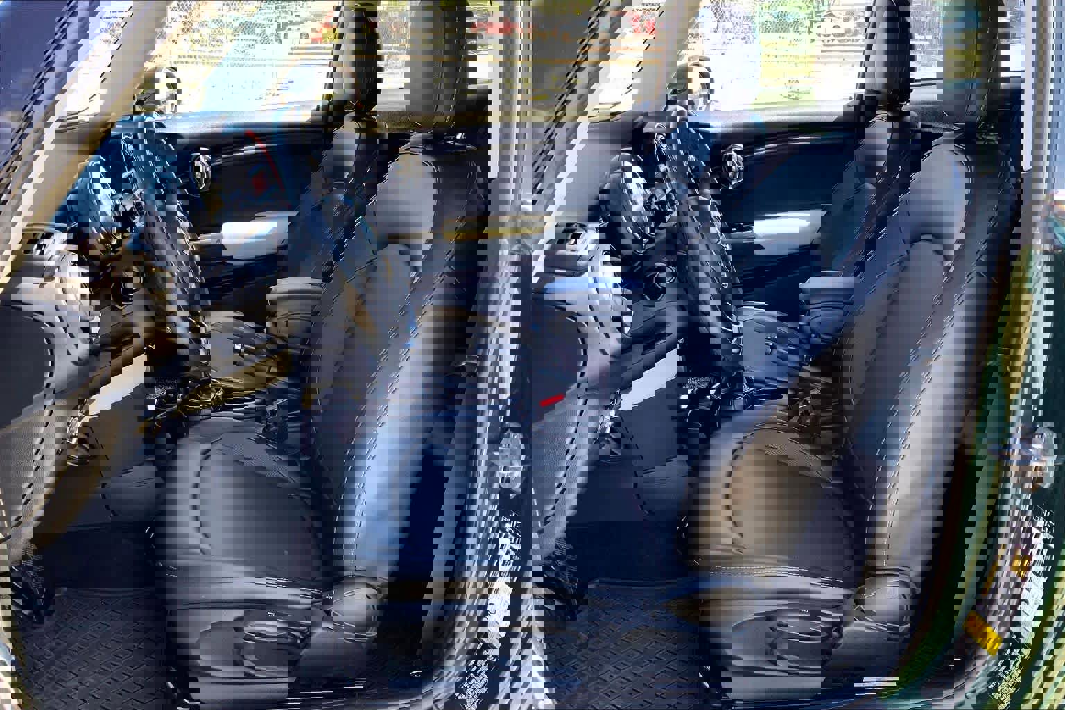 Used 2014 MINI Cooper 2-Door Hardtop image 8