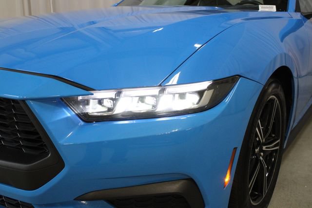 Used 2024 Ford Mustang Premium RWD image 31