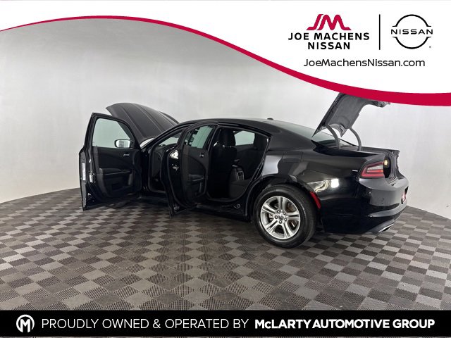 Used 2022 Dodge Charger SXT image 16