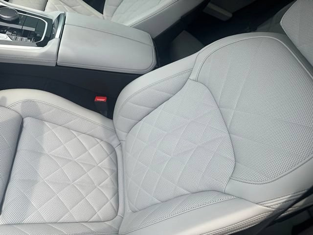 Certified 2026 BMW X6 xDrive40i AWD/4WD image 23
