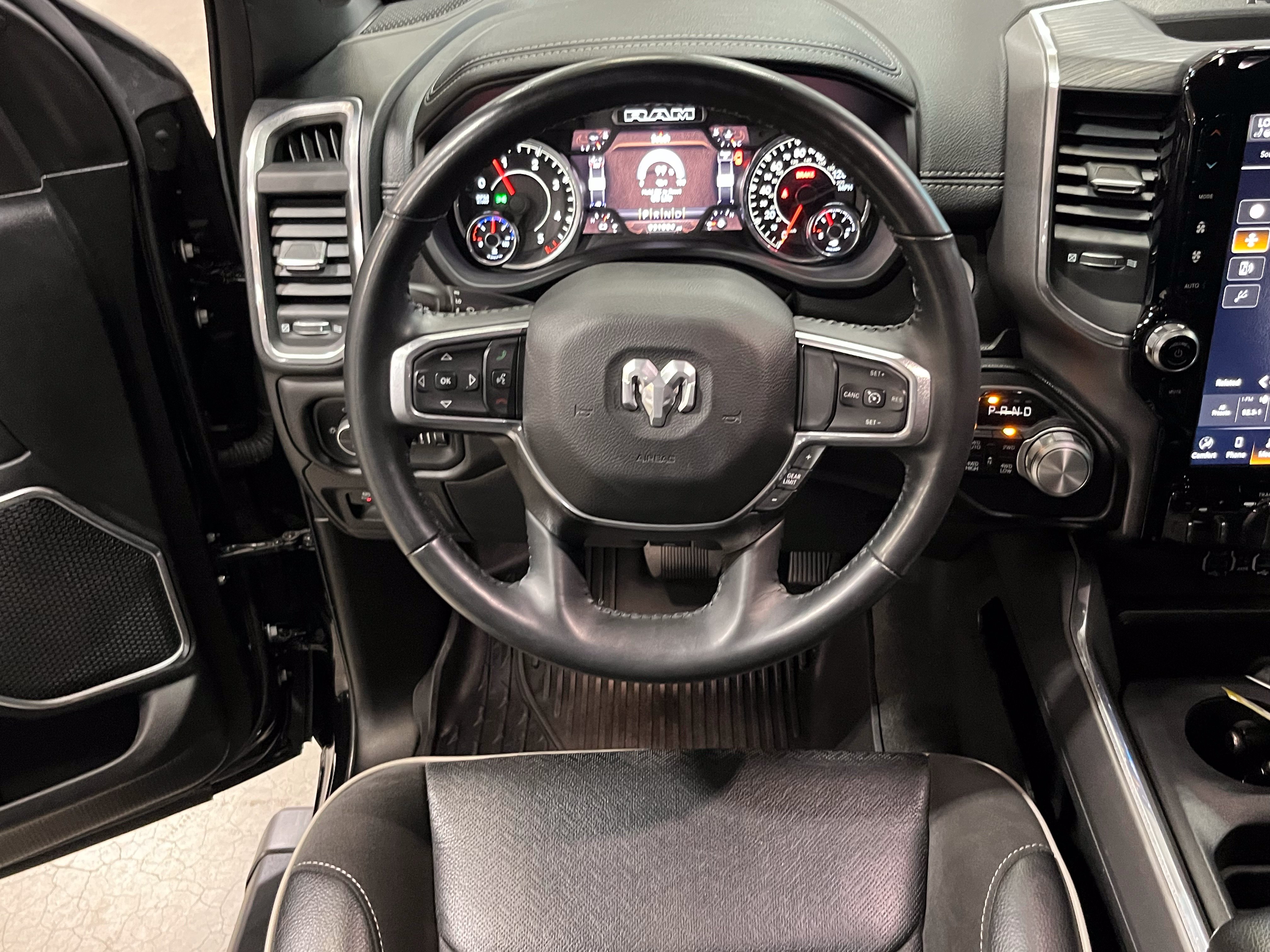 Used 2023 RAM 1500 Laramie AWD/4WD image 14