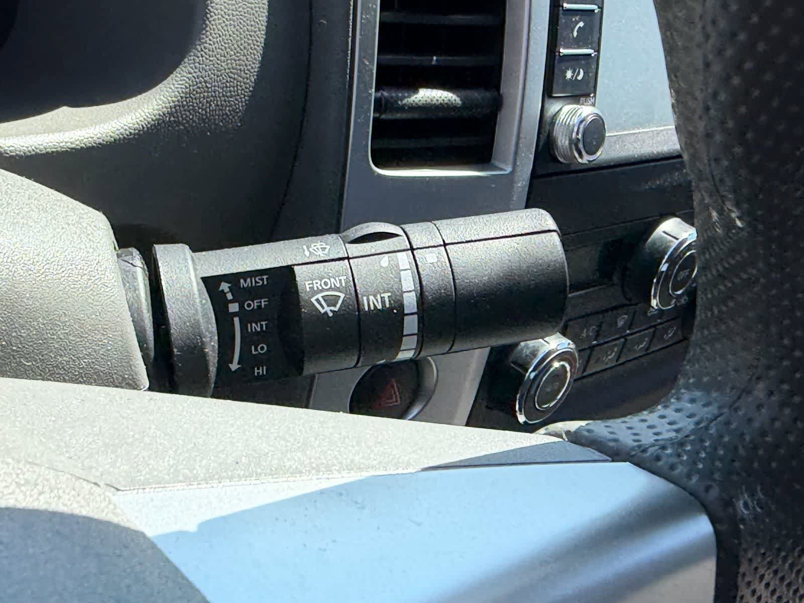 Certified 2020 Nissan Frontier SV image 14