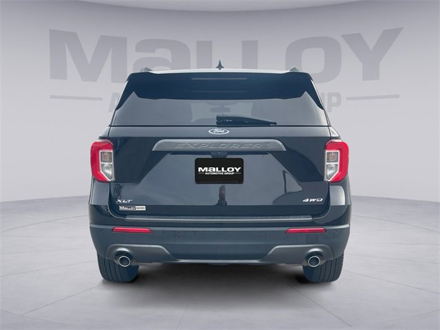 Used 2022 Ford Explorer XLT w/ Equipment Group 202A image 4