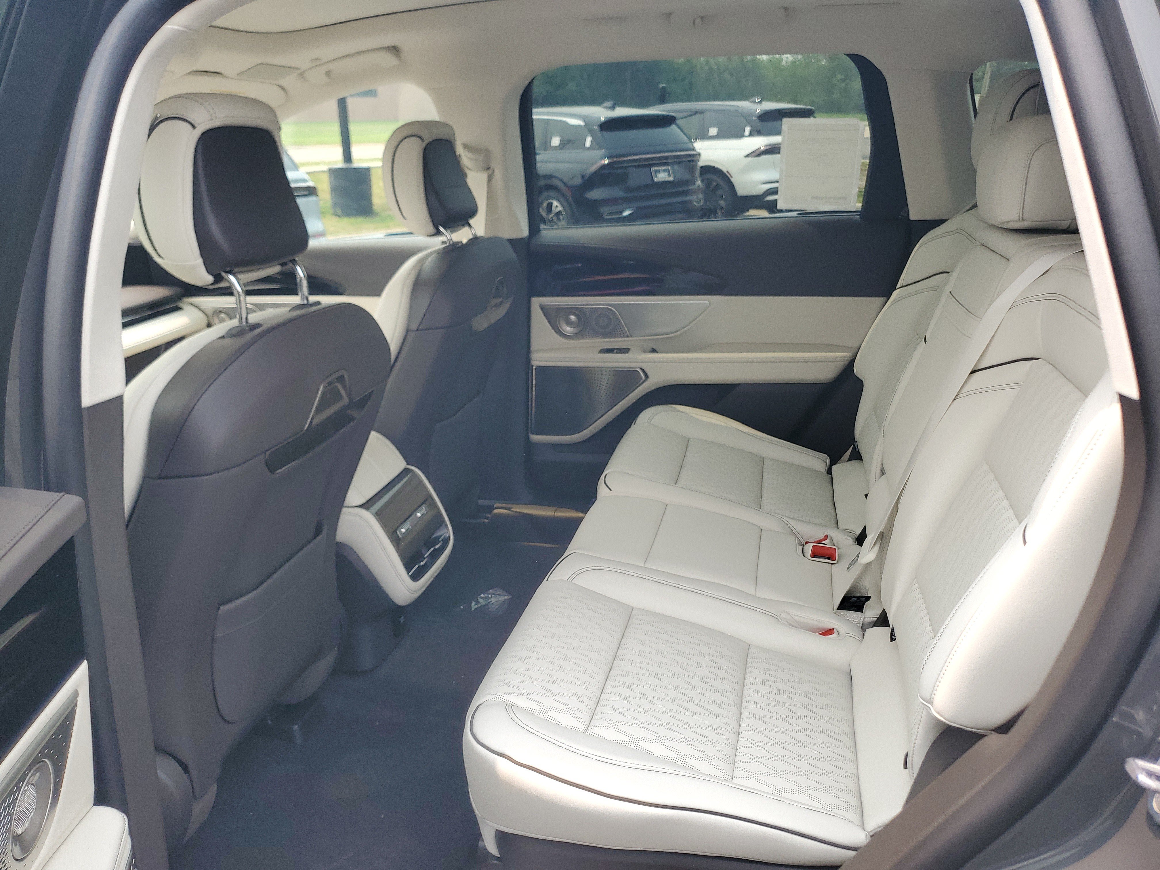 New 2026 Lincoln Nautilus Black Label AWD/4WD image 28