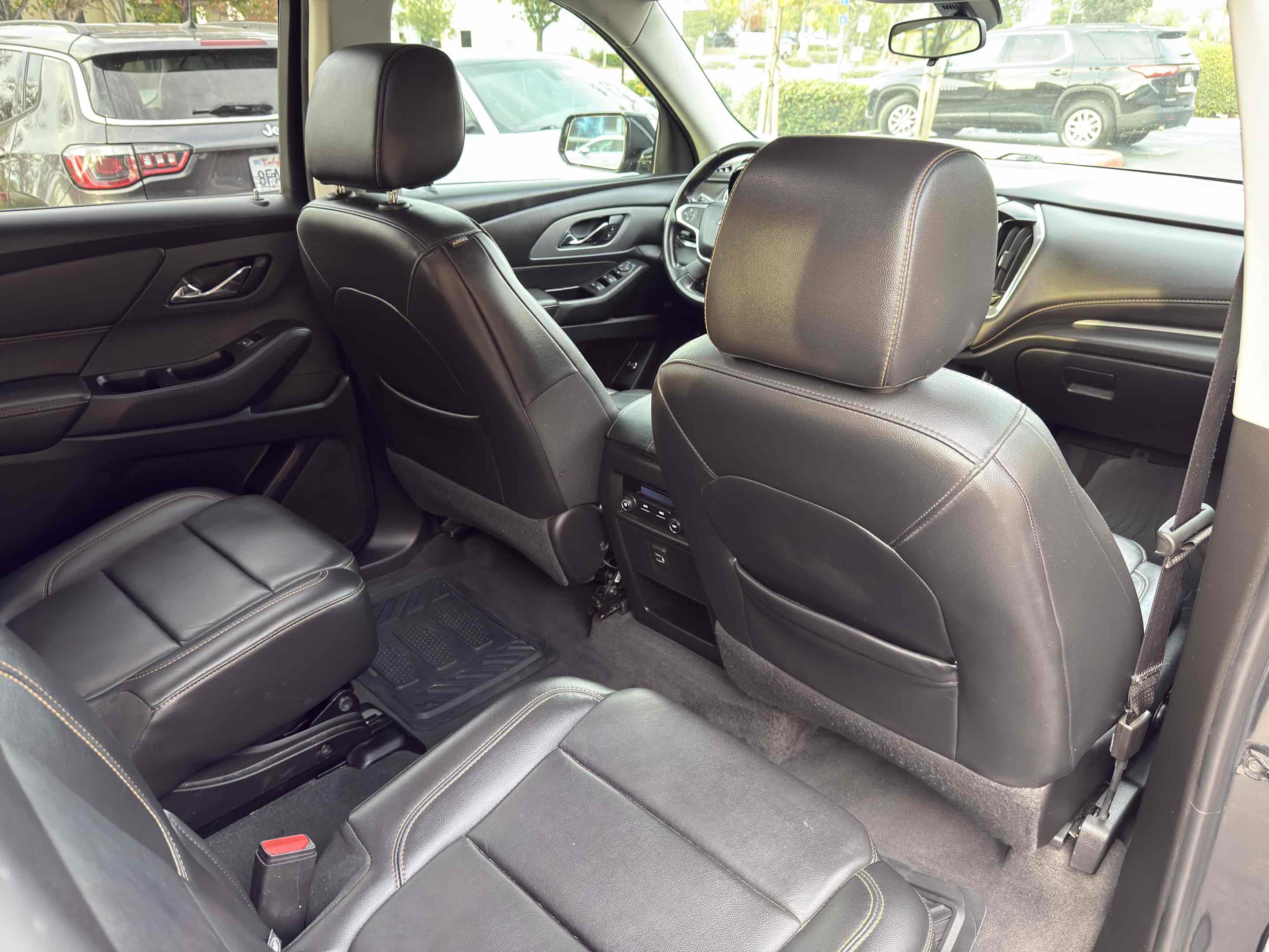 Used 2019 Chevrolet Traverse LT w/ LPO, Floor Liner Package image 78