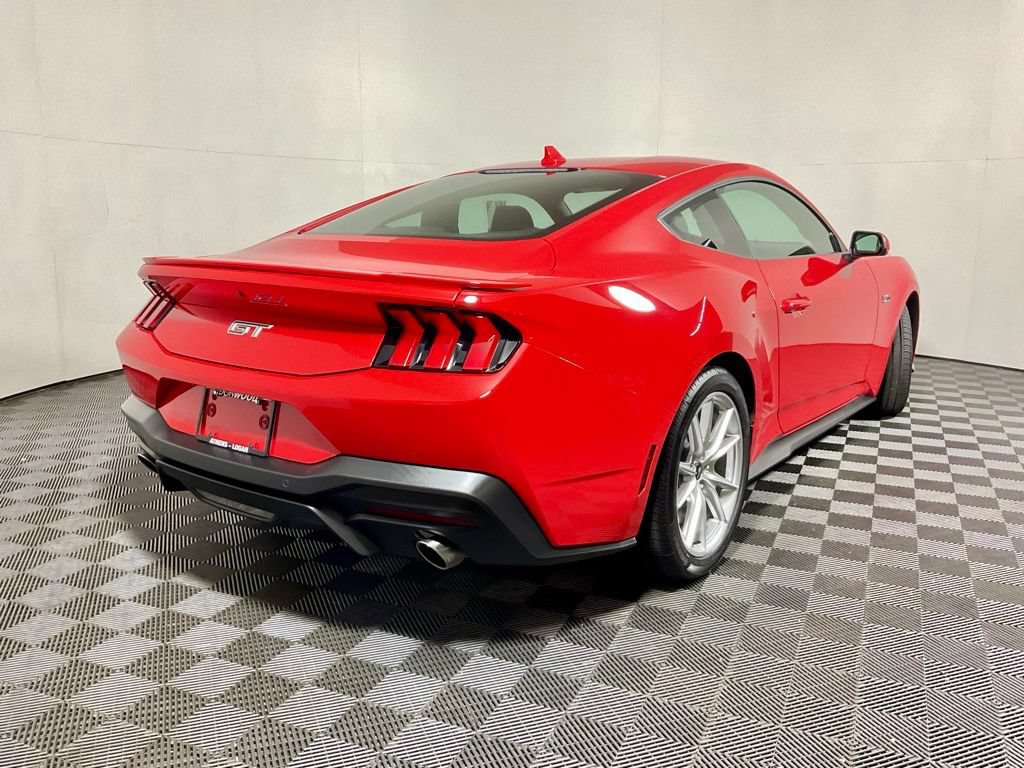 Used 2025 Ford Mustang GT Premium RWD image 17