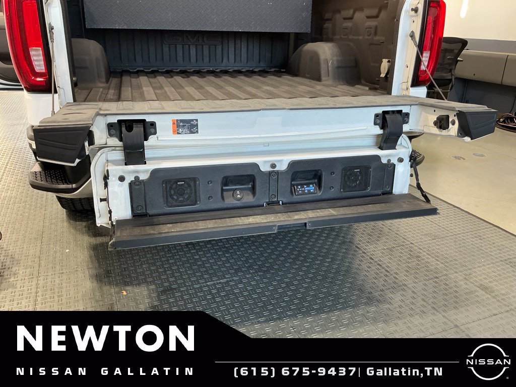 Used 2019 GMC Sierra 1500 SLT w/ SLT Premium Plus Package AWD/4WD image 12
