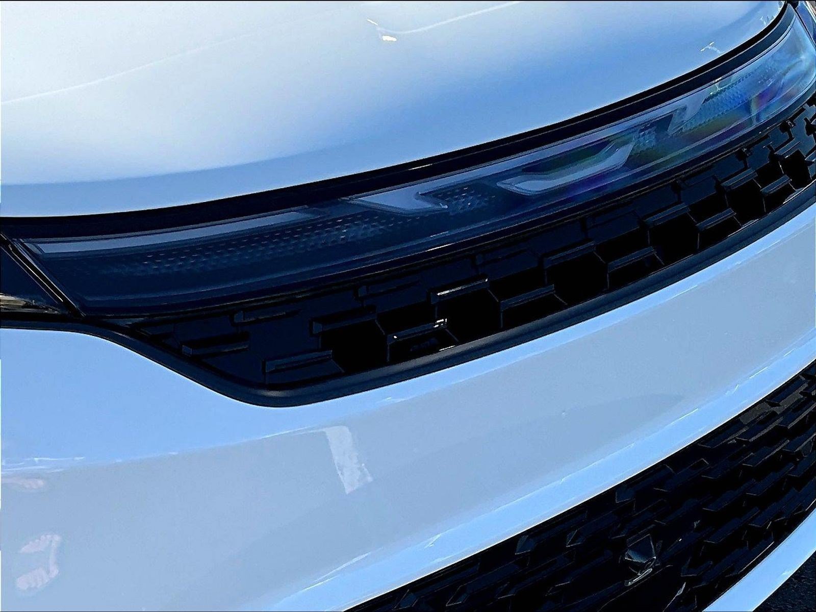 New 2027 Chrysler Pacifica Limited AWD/4WD image 23