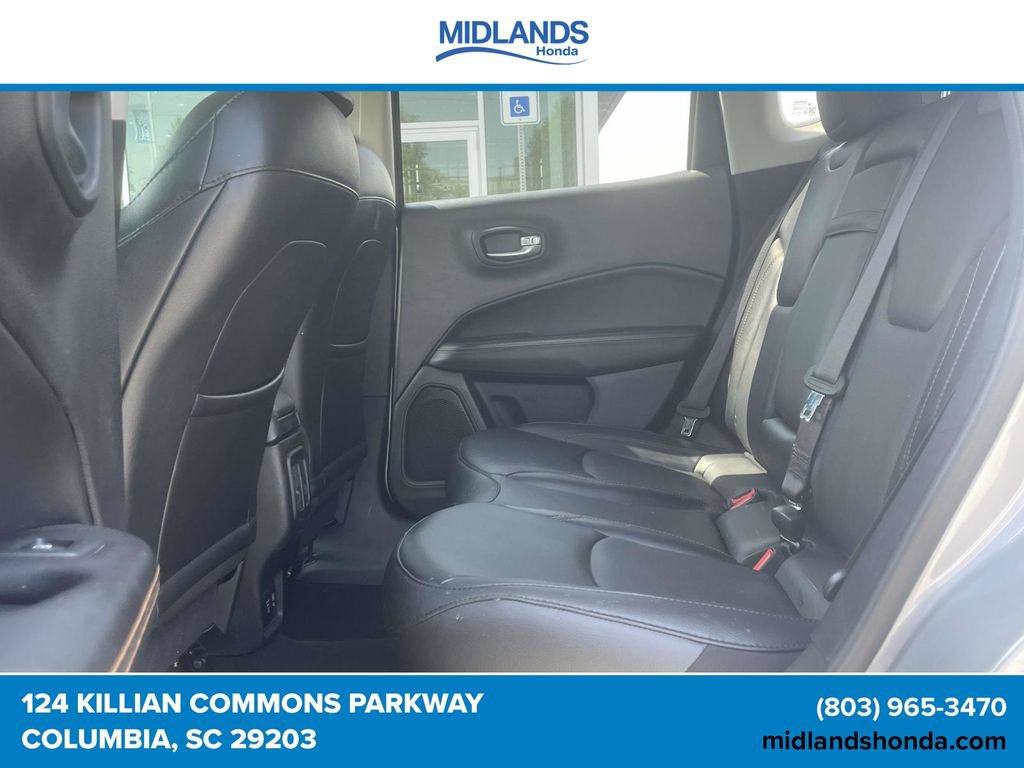 Used 2019 Jeep Compass Limited AWD/4WD image 9