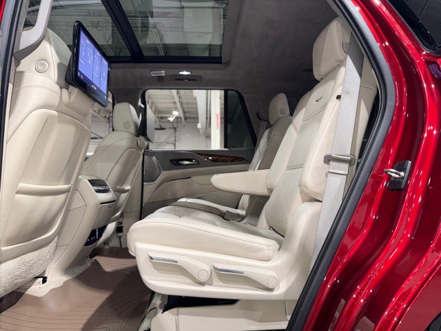 Used 2021 Cadillac Escalade Sport Platinum w/ Heavy-Duty Trailer Package image 58