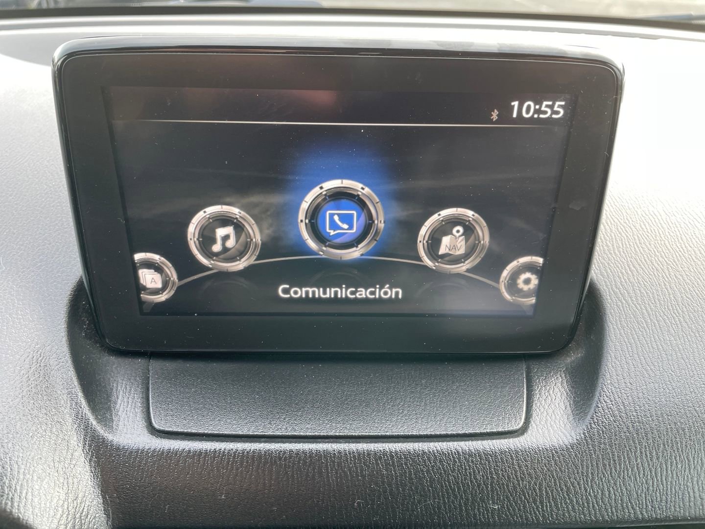 Used 2019 Toyota Yaris XLE image 16