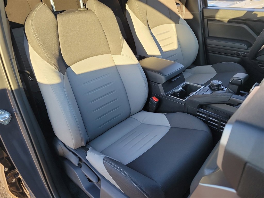 Used 2025 Toyota Tacoma TRD Off-Road image 17