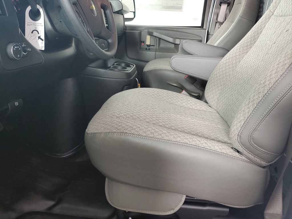 New 2026 Chevrolet Express 2500 w/ Driver Convenience Package RWD image 11