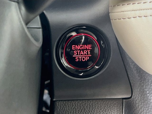 Used 2027 Honda HR-V LX image 19
