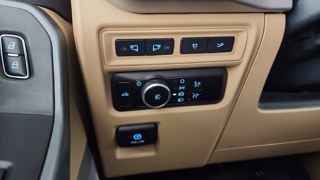 Used 2023 Ford F150 XLT w/ Equipment Group 302A High AWD/4WD image 23