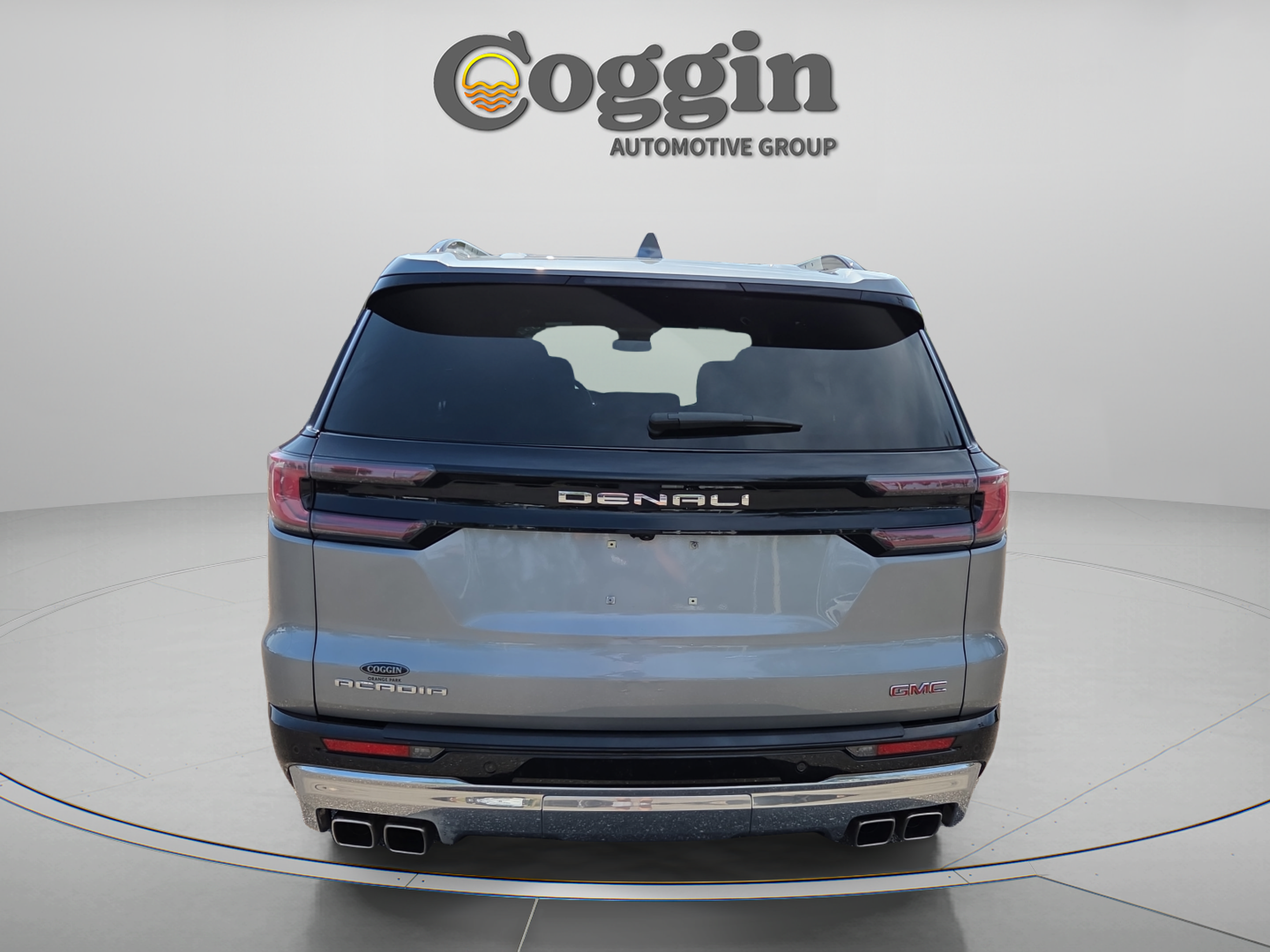 Certified 2024 GMC Acadia Denali FWD image 4