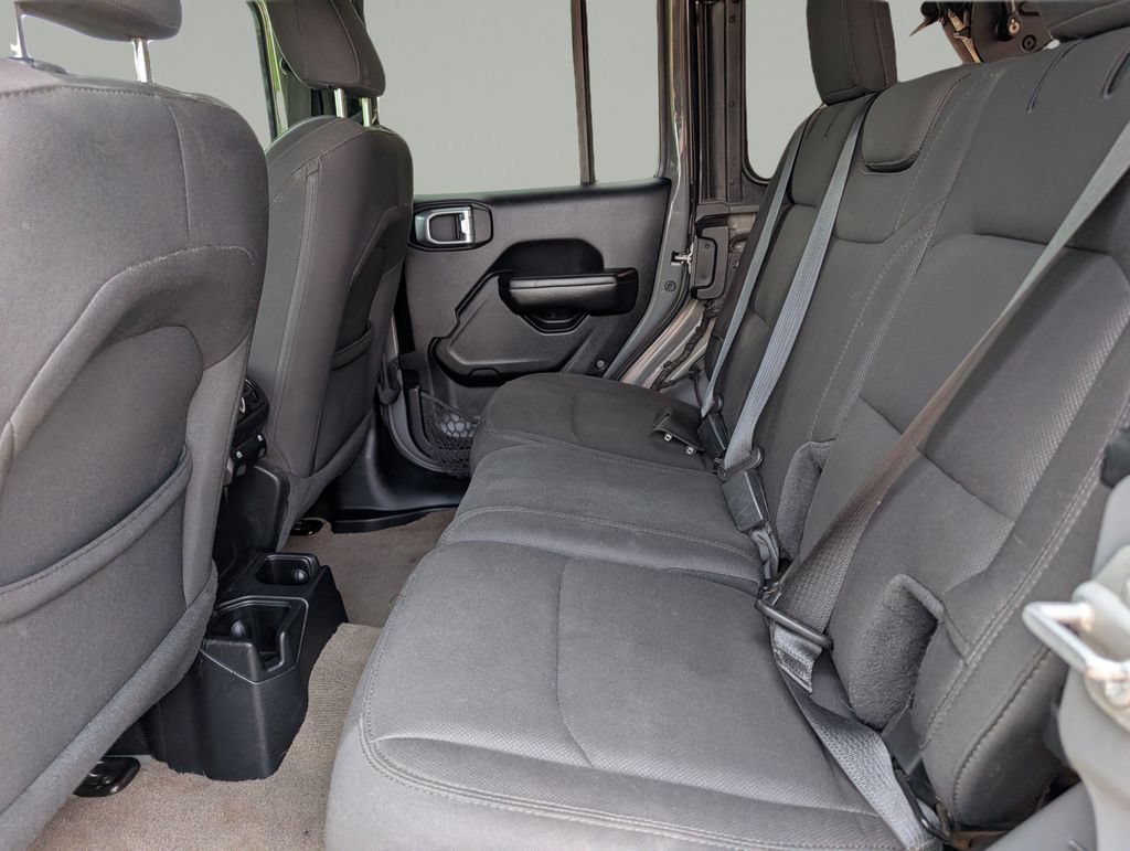Used 2020 Jeep Wrangler Unlimited Sport S AWD/4WD image 15