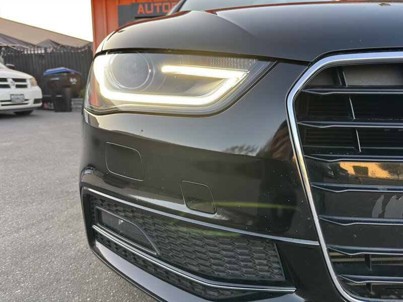 Used 2015 Audi A4 2.0T Premium Plus w/ Technology Package FWD image 4