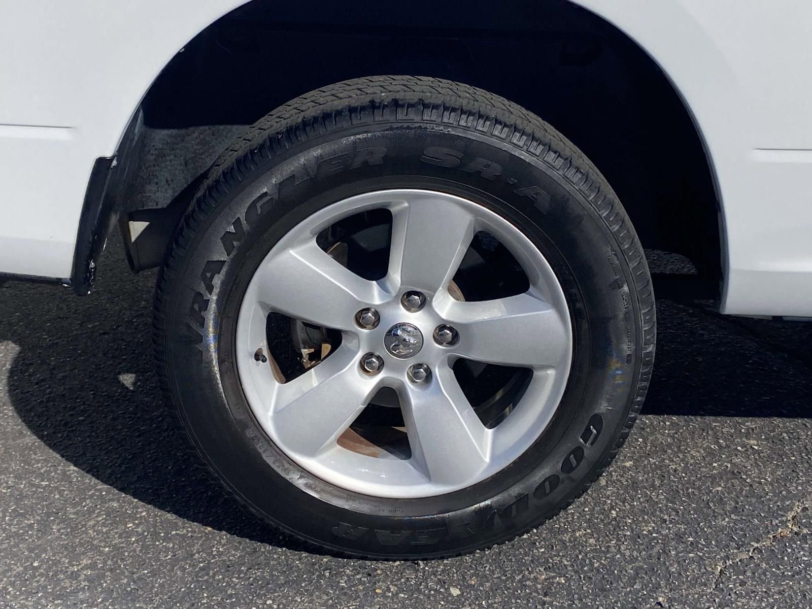 Used 2021 RAM 1500 Tradesman w/ Tradesman SXT Package AWD/4WD image 8