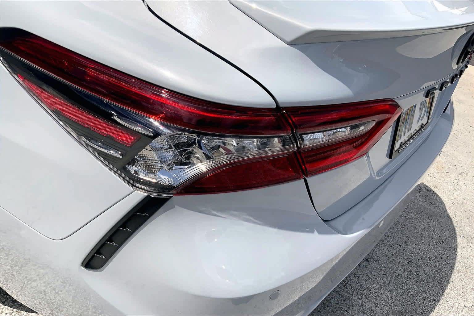 Used 2023 Toyota Camry XSE FWD image 32
