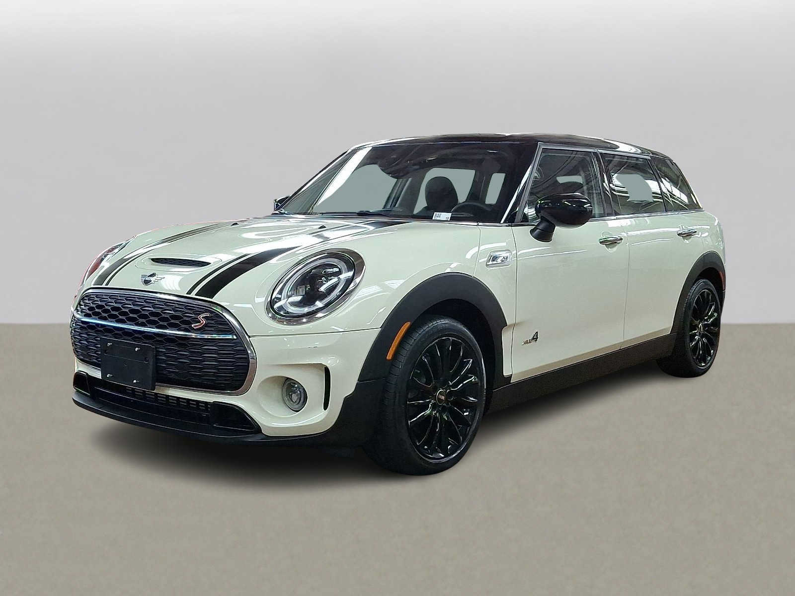 Certified 2023 MINI Cooper Clubman S AWD/4WD image 1