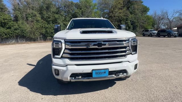 Certified 2024 Chevrolet Silverado 2500 High Country w/ High Country Premium Package image 3