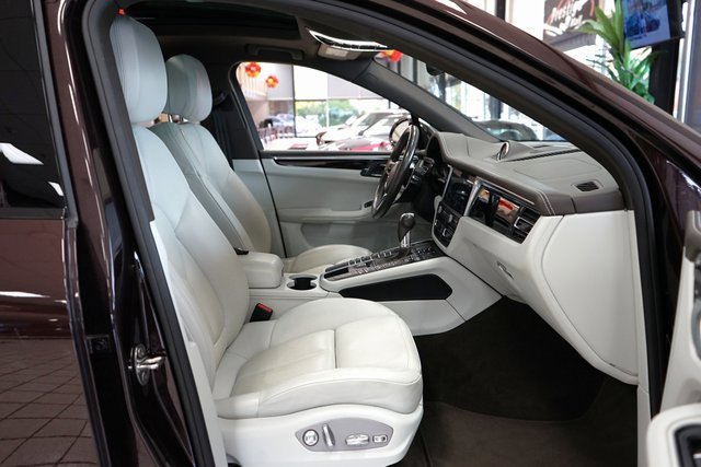 Used 2020 Porsche Macan S image 49