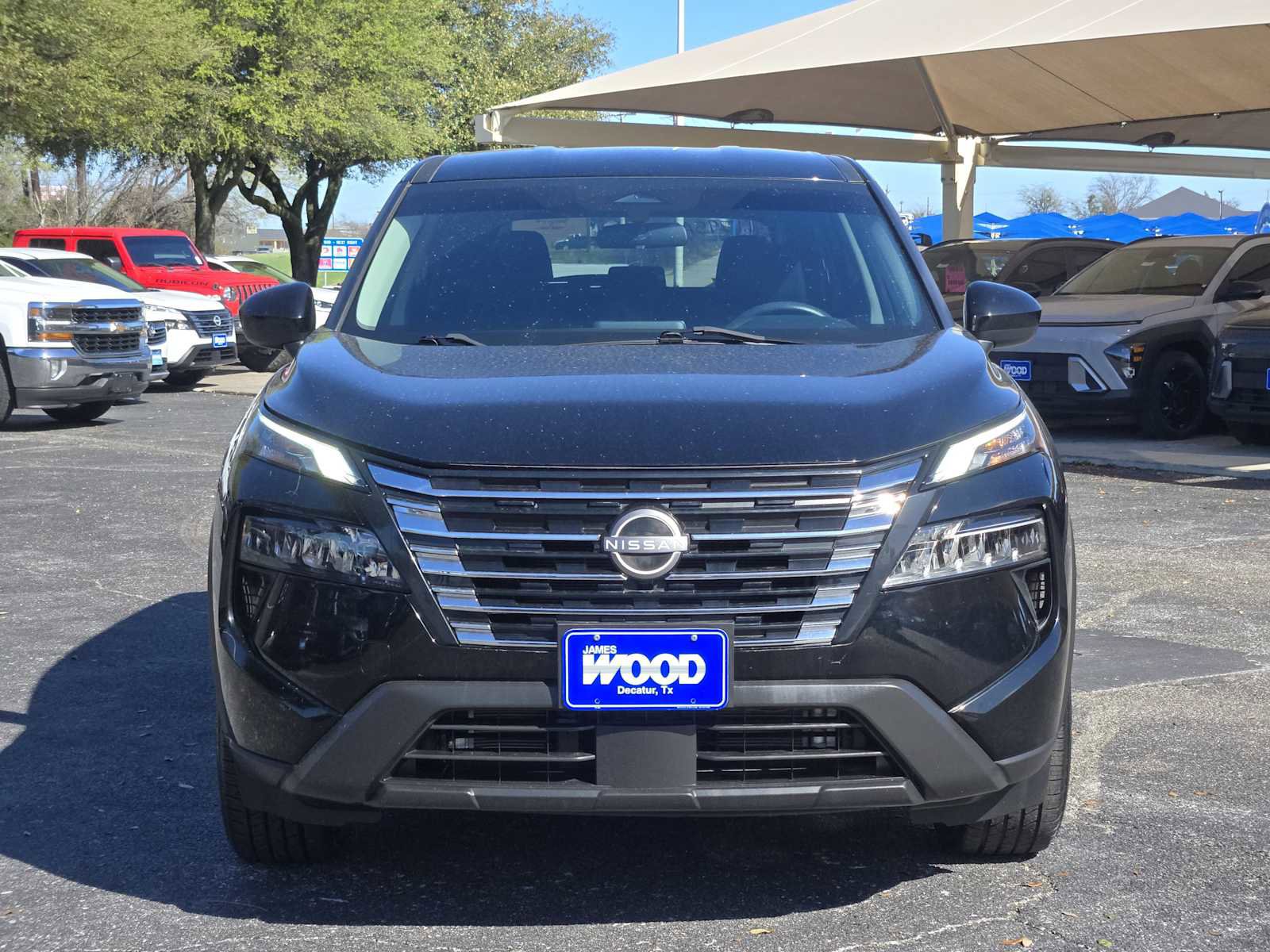 Used 2024 Nissan Rogue SV FWD image 3