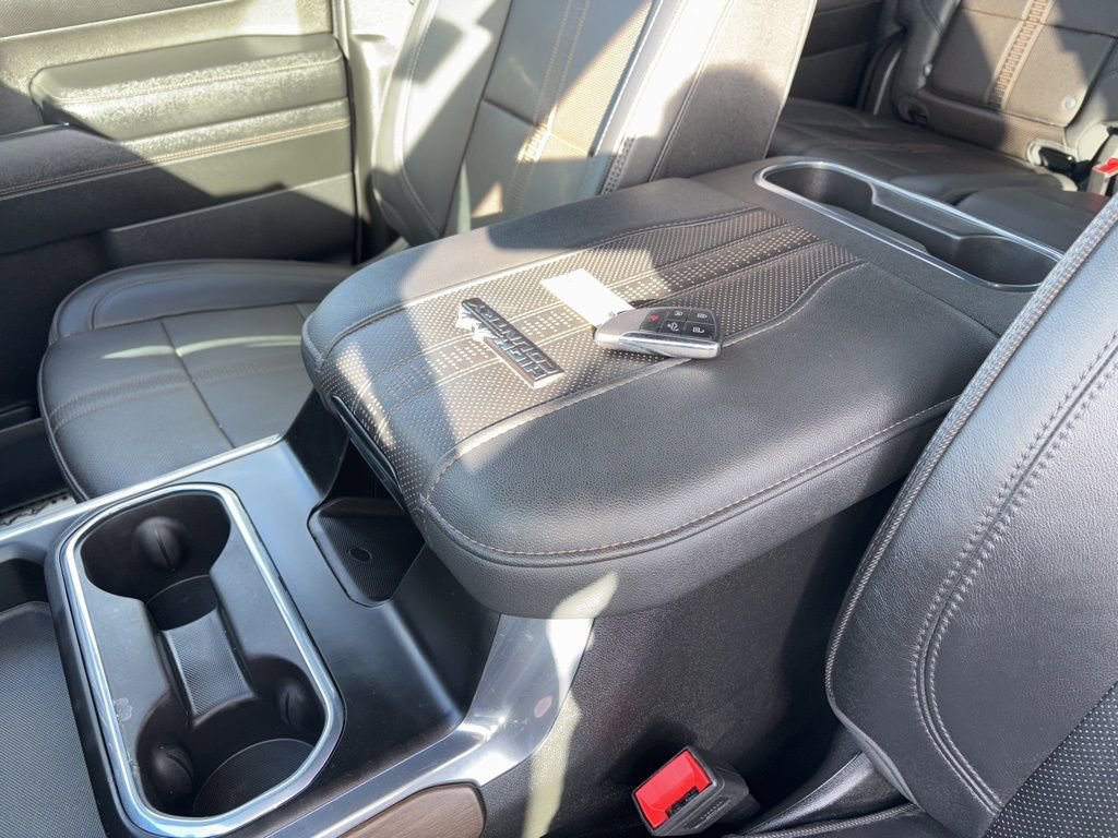 Used 2024 Chevrolet Silverado 2500 High Country w/ High Country Premium Package AWD/4WD image 26