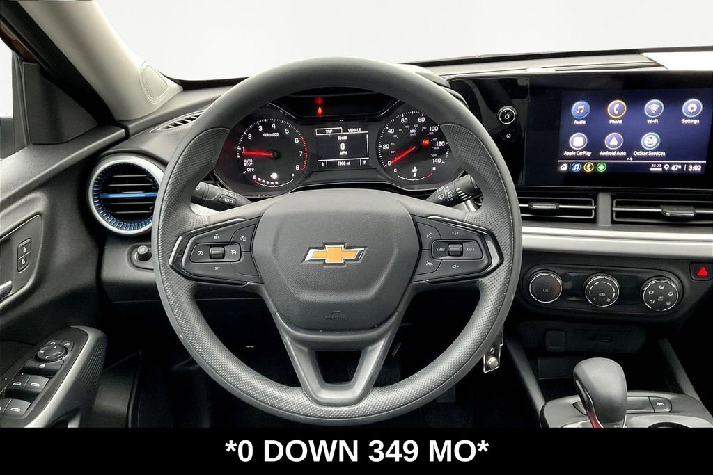 Used 2025 Chevrolet Trax LS image 10