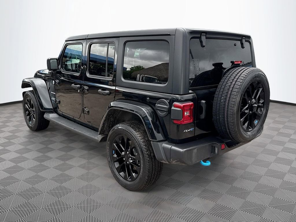 Used 2023 Jeep Wrangler Unlimited Sahara image 8