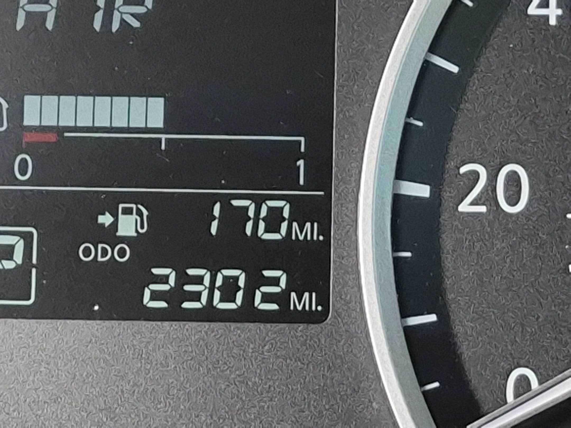 Used 2025 Nissan Kicks Play S FWD image 21