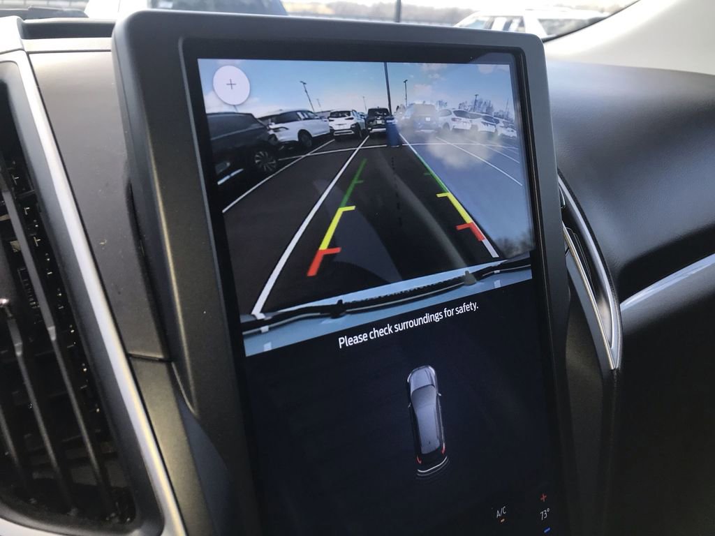 Used 2024 Ford Edge SEL w/ Convenience Package image 17