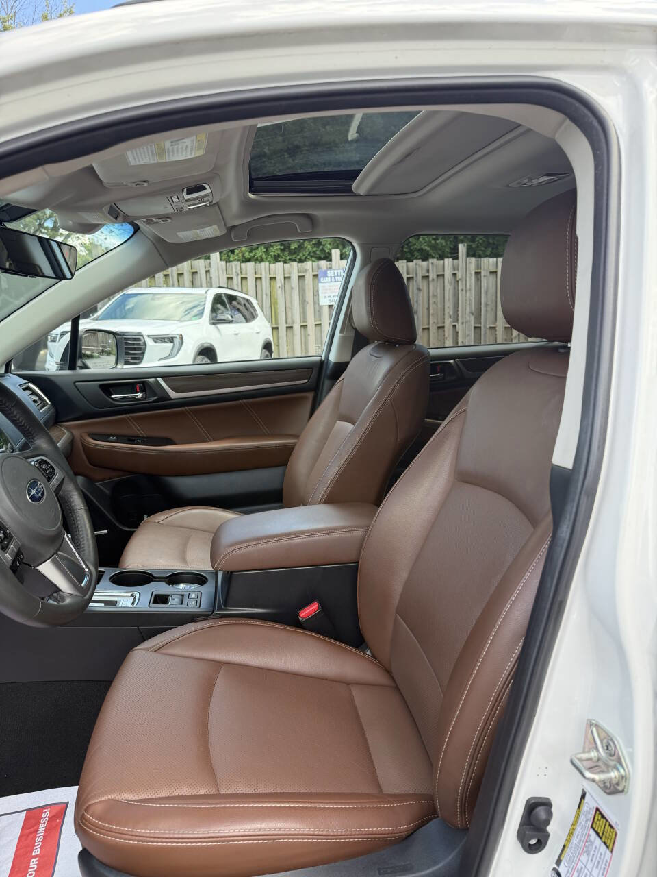 Used 2017 Subaru Outback 2.5i Touring image 6