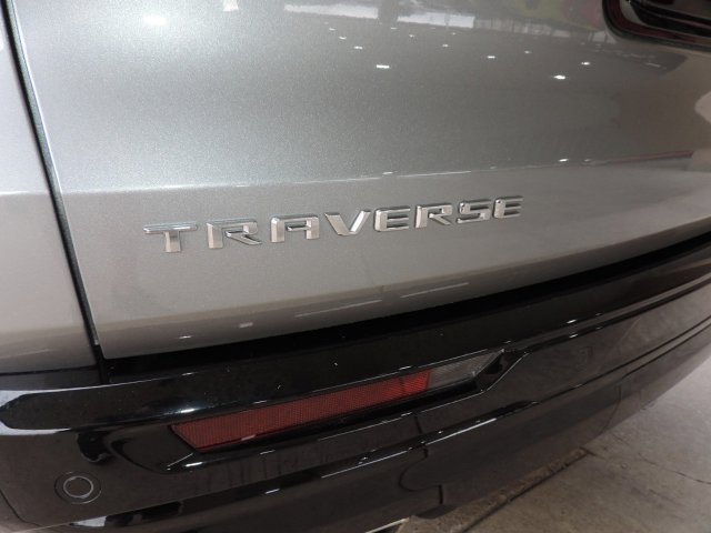 Used 2025 Chevrolet Traverse High Country FWD image 23