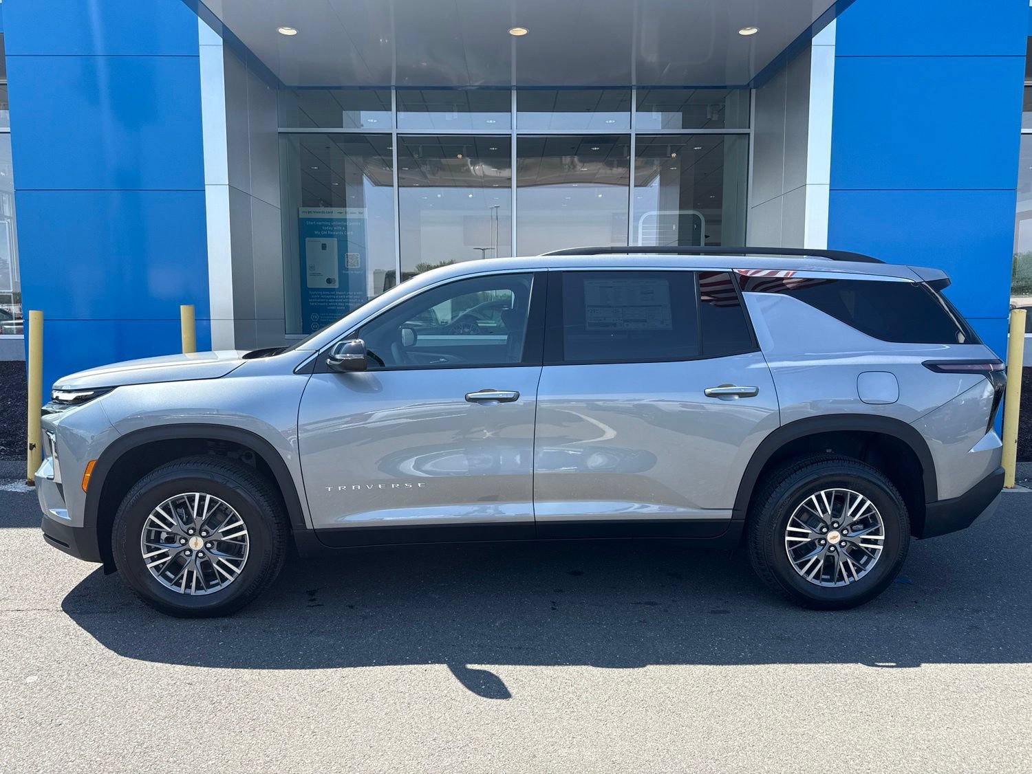 New 2026 Chevrolet Traverse LT AWD/4WD image 9