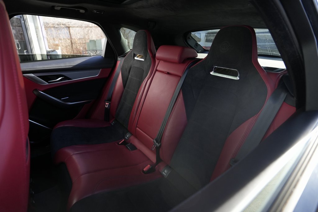 Used 2022 Jaguar F-PACE SVR image 20