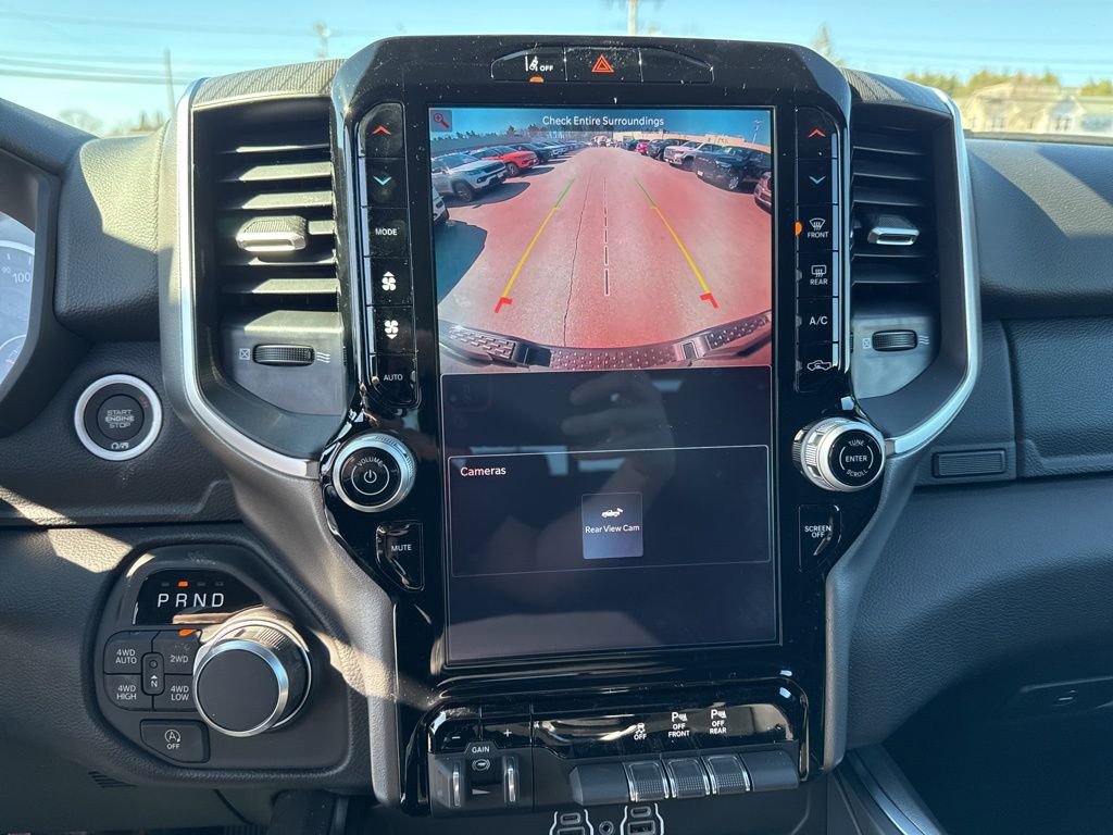 New 2026 RAM 1500 4x4 Crew Cab image 14