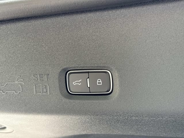 New 2026 Lincoln Navigator L Reserve AWD/4WD image 12